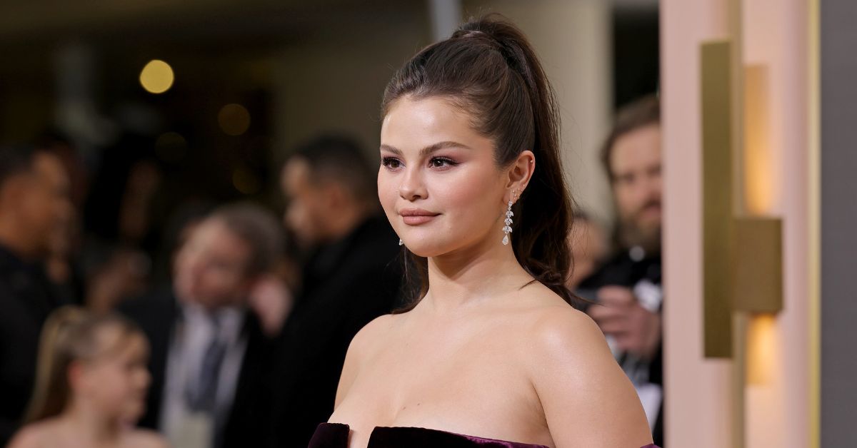 Selena Gomez Bans Body Shamers Amid Negative Side Effects of Weight Gain