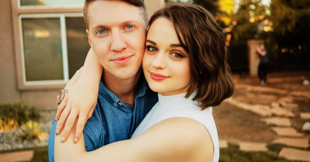 Is Joey King Engaged